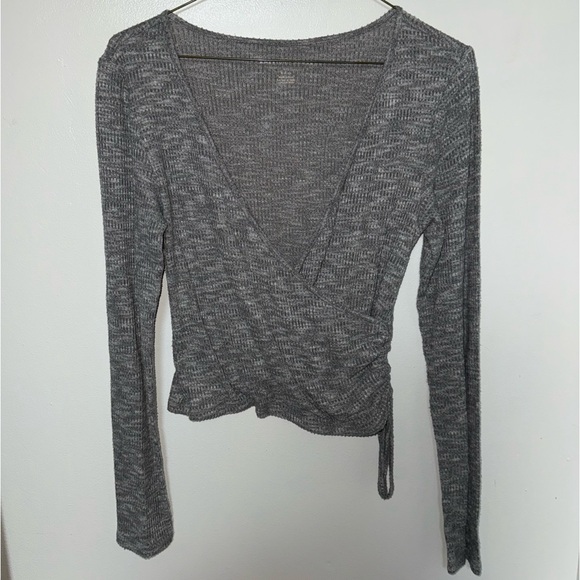 American Eagle Outfitters Charcoal Long Sleeve Wrap Top - Picture 1 of 4